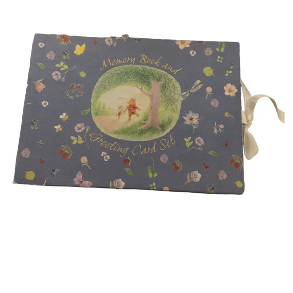 Vintage Winnie Pooh memory book & greeting card set - Picture 3 of 5